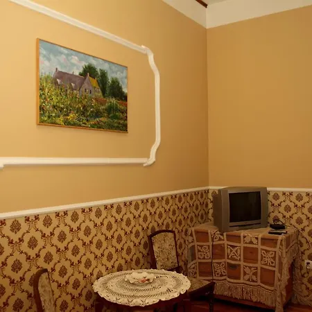 Palac Ptaszynka Couette-café 3*