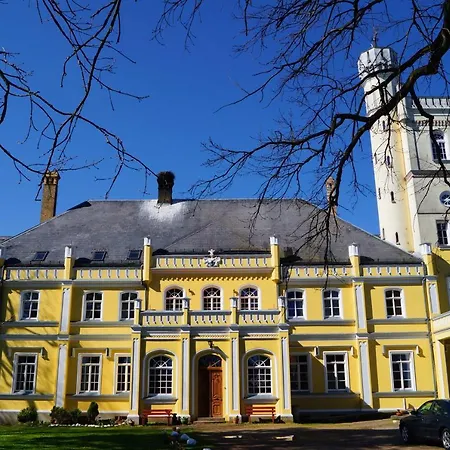 Bed & Breakfast Palac Ptaszynka