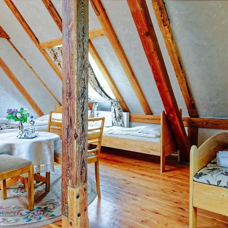 Bed & Breakfast Palac Ptaszynka Gryfice