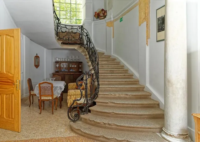 Bed & Breakfast Palac Ptaszynka Gryfice