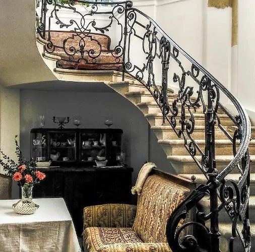 Pałac Ptaszynka Nocleg ze śniadaniem 3*