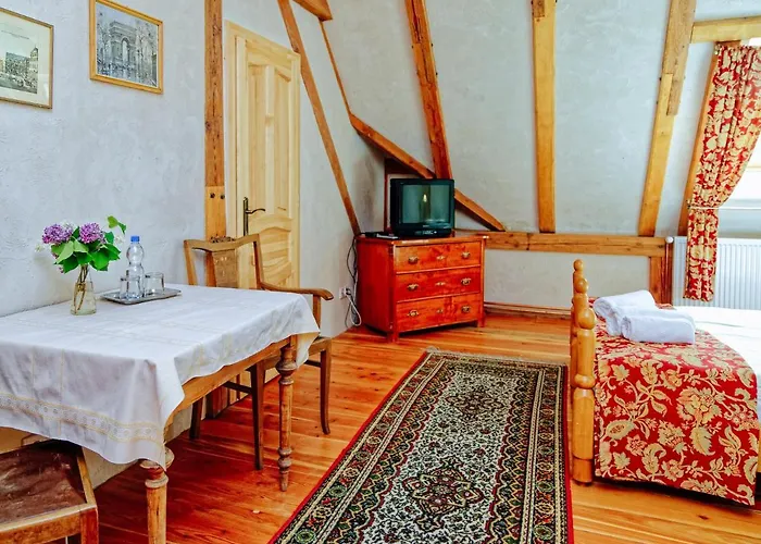 Palac Ptaszynka Bed & Breakfast Gryfice